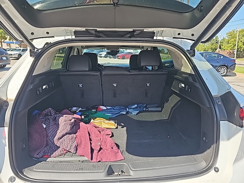 2023 Buick Envision Essence photo 19