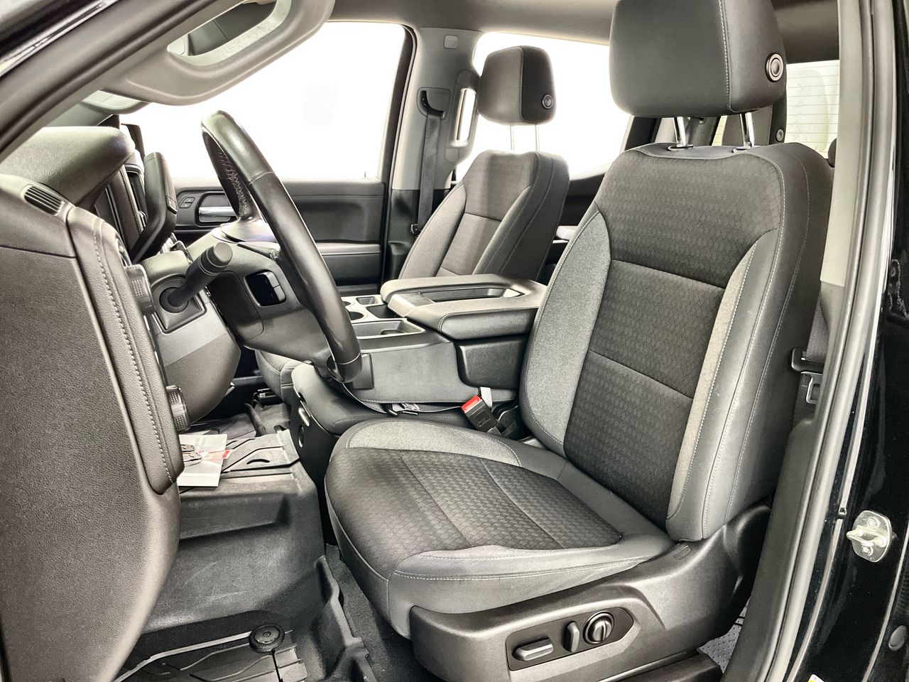 2021 Chevrolet Silverado 1500 LT photo 59