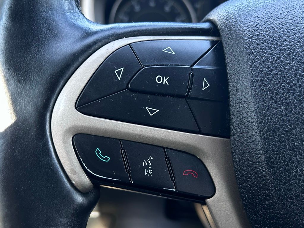 2014 Jeep Cherokee Latitude photo 29
