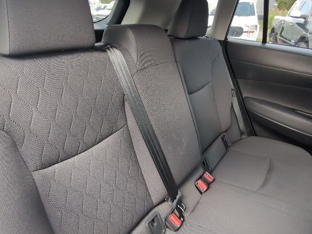 2022 Toyota Corolla Cross LE photo 44
