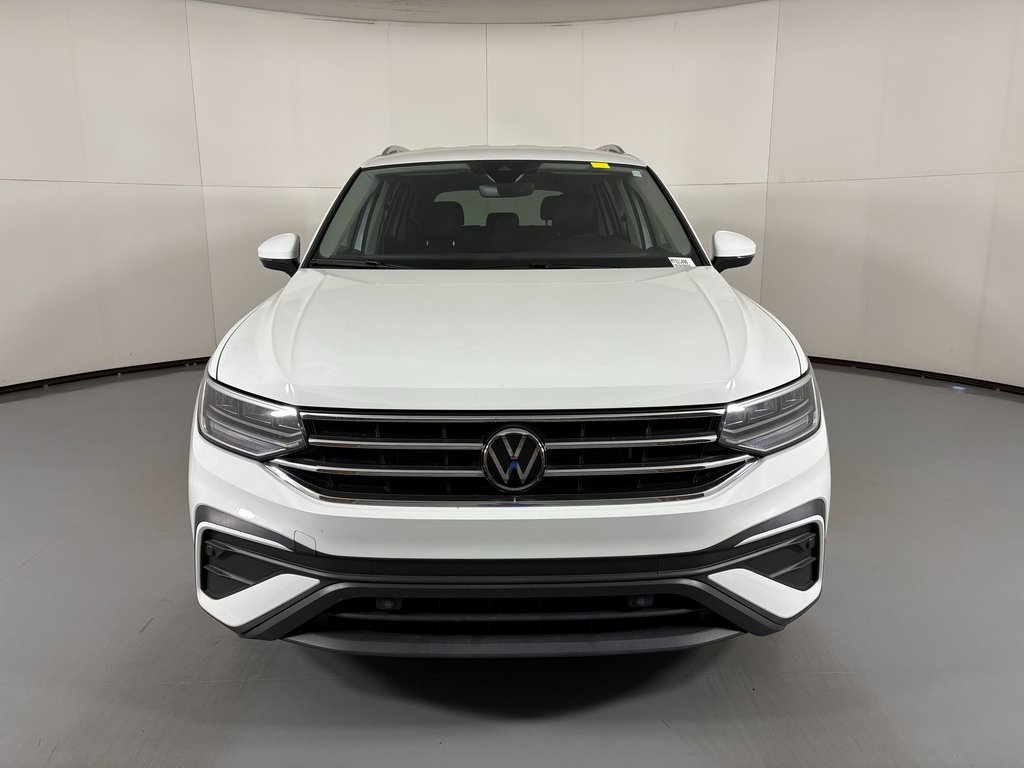2024 Volkswagen Tiguan SE Wolfsburg Edition photo 2