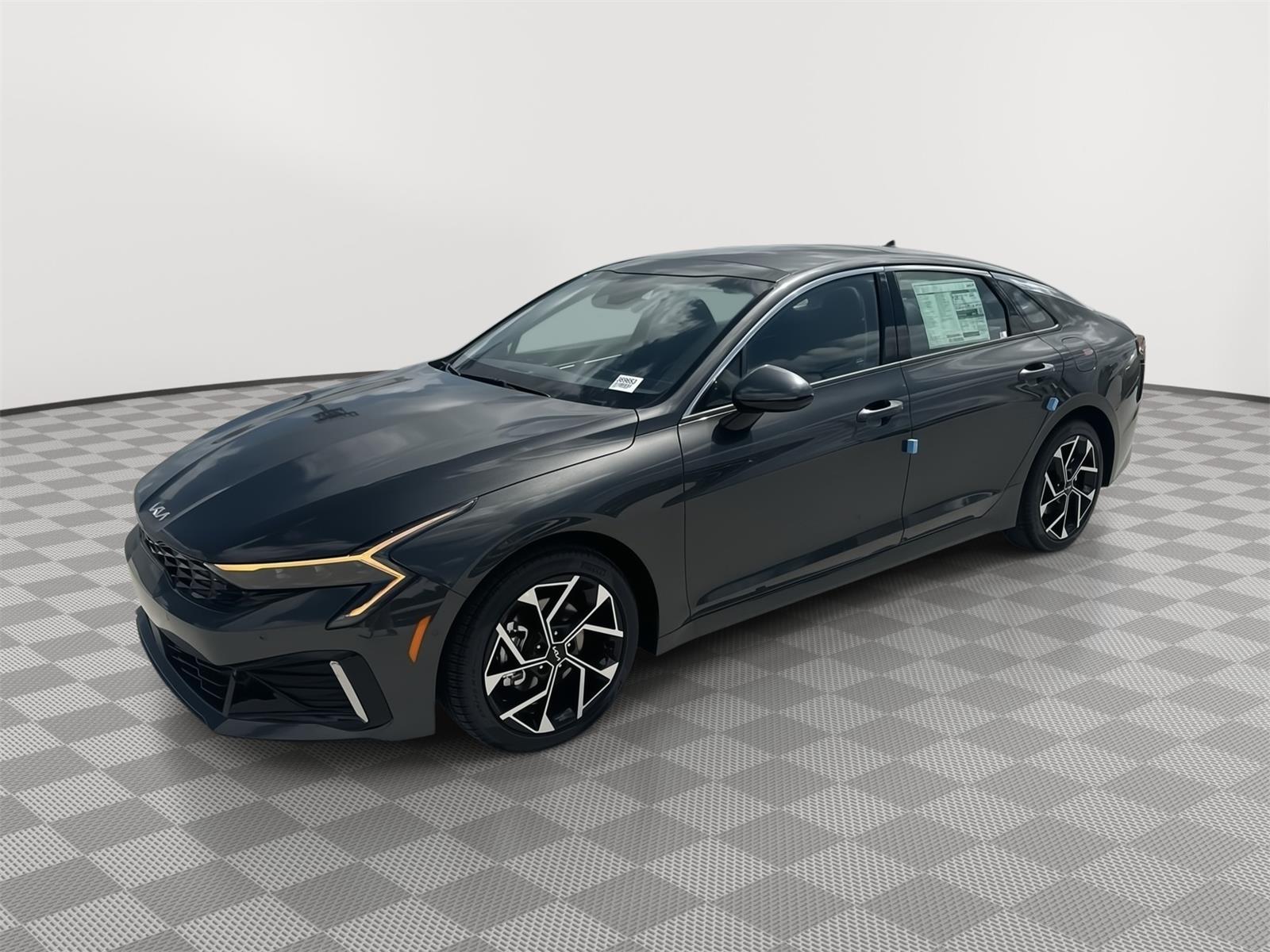 2025 Kia K5 EX's photo