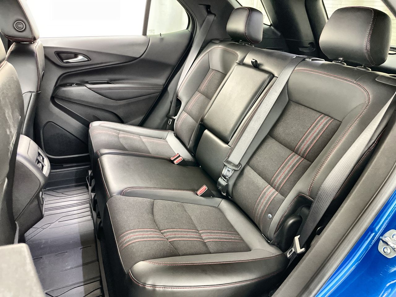 2024 Chevrolet Equinox RS photo 22