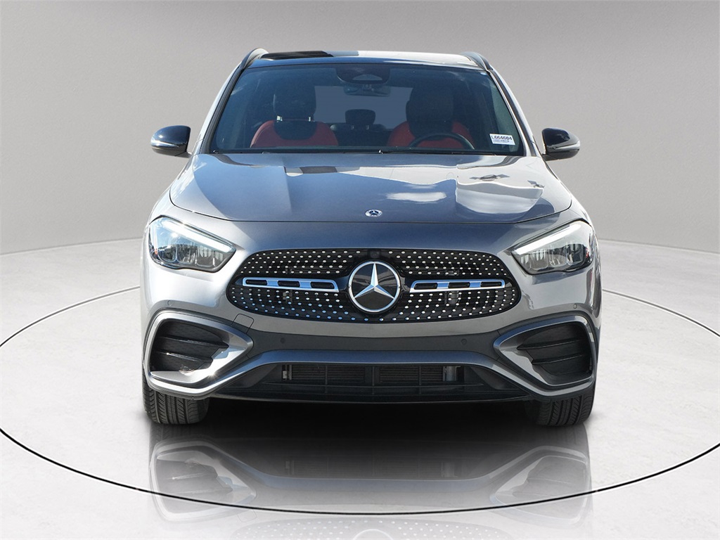 2025 Mercedes Benz GLA 250 photo 2