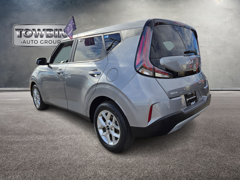 2023 Kia Soul LX photo 6
