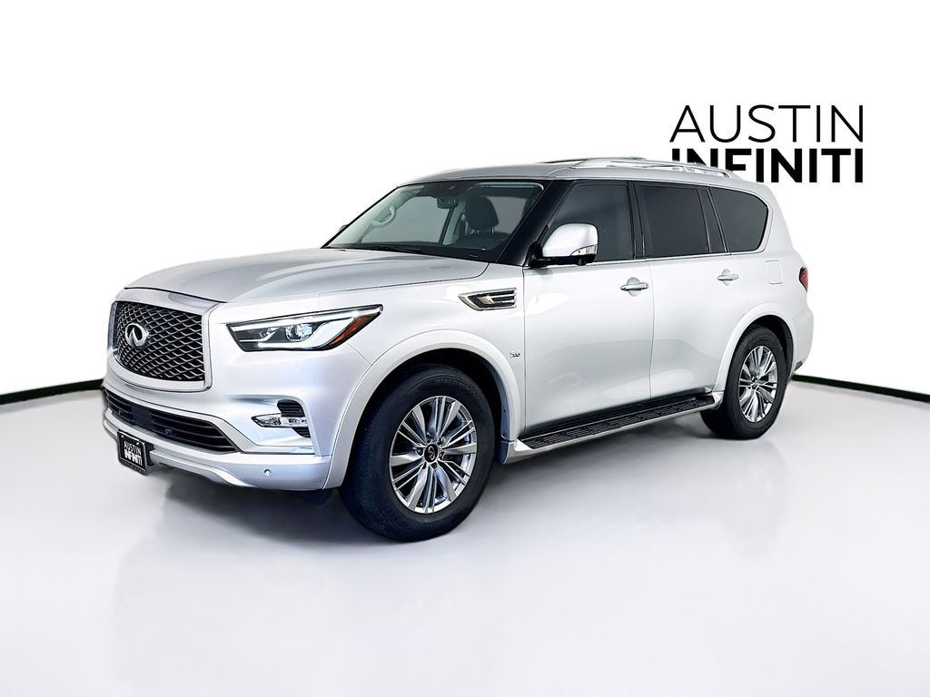 2019 Infiniti QX80 Luxe photo 3