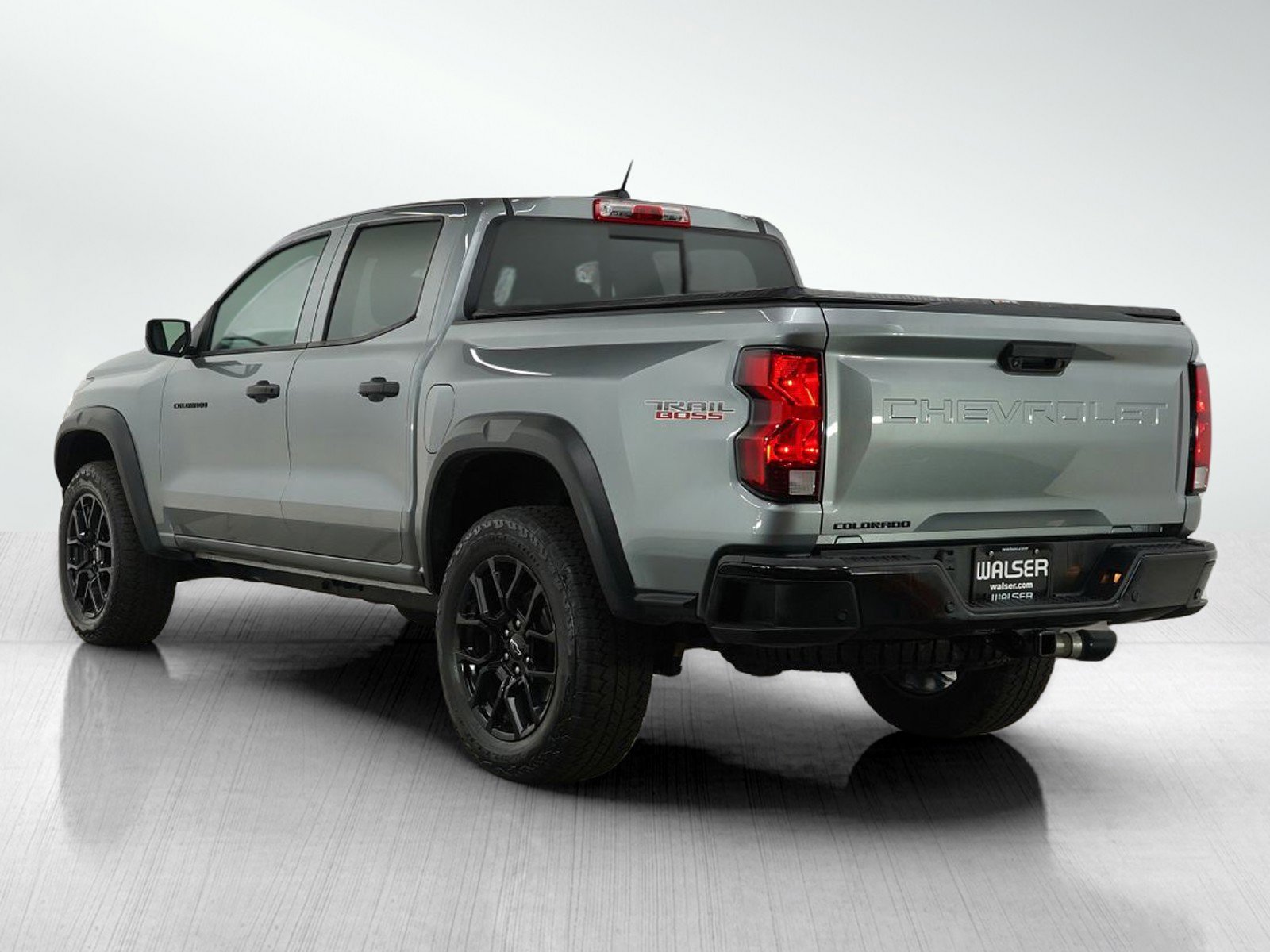 2023 Chevrolet Colorado Trail Boss photo 2