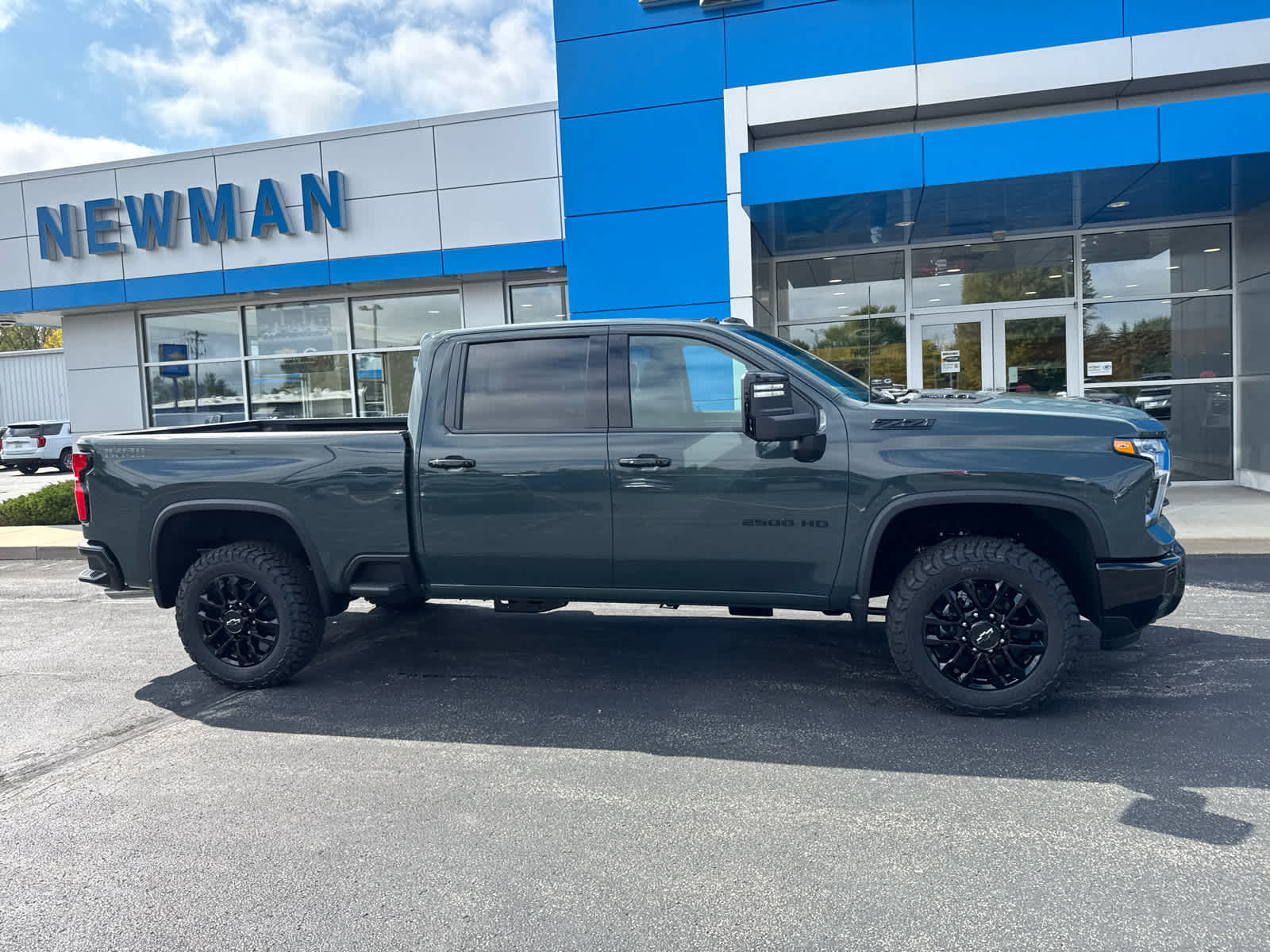 2026 Chevrolet Silverado 2500HD photo 2