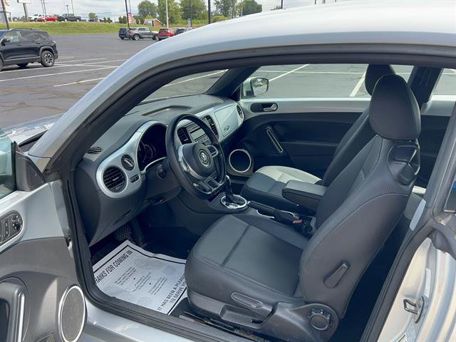 2014 Volkswagen Beetle 2.5 TDI photo 13