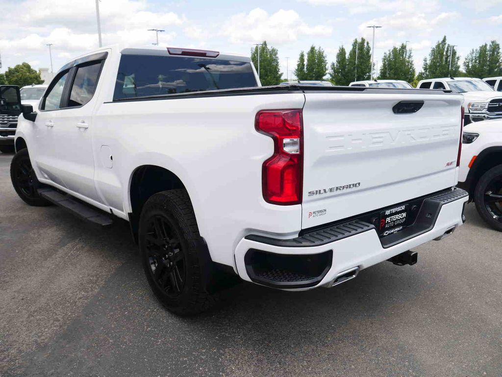 2023 Chevrolet Silverado 1500 RST photo 16
