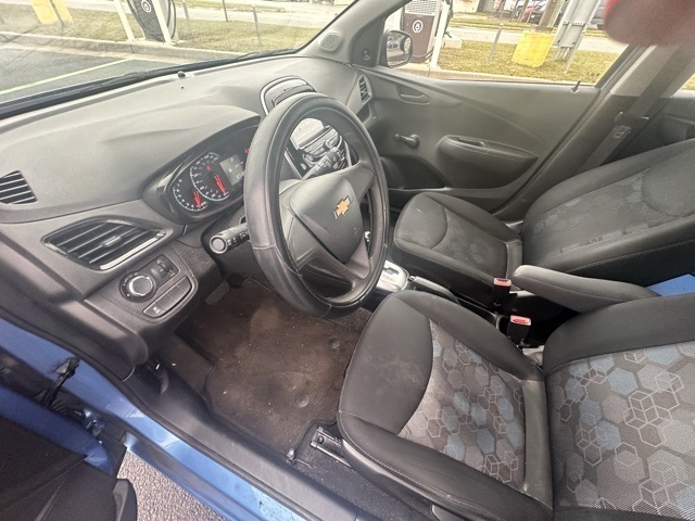 2017 Chevrolet Spark LS photo 24