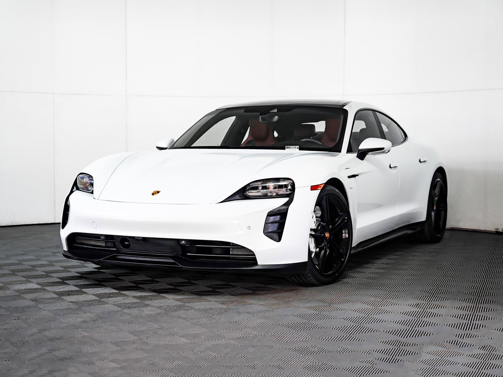 2023 Porsche Taycan GTS's photo