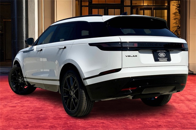 2026 Land Rover Range Rover Velar SE photo 3
