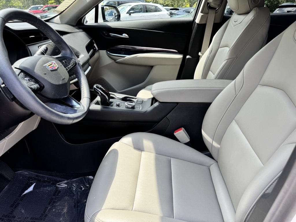 2023 Cadillac XT4 Luxury photo 18