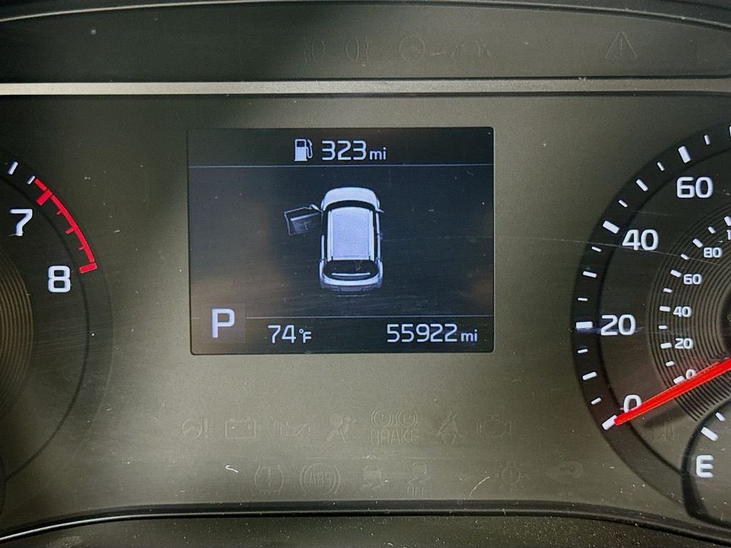 2022 Kia Soul LX photo 12