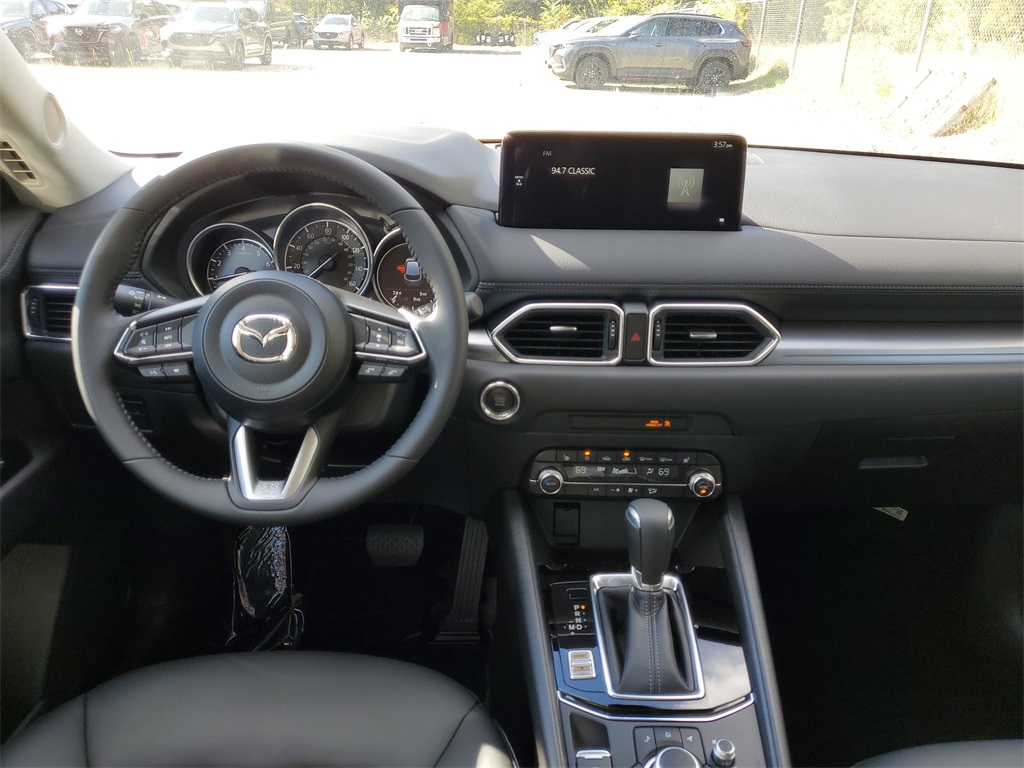2025 Mazda CX-5 2.5 Select photo 12