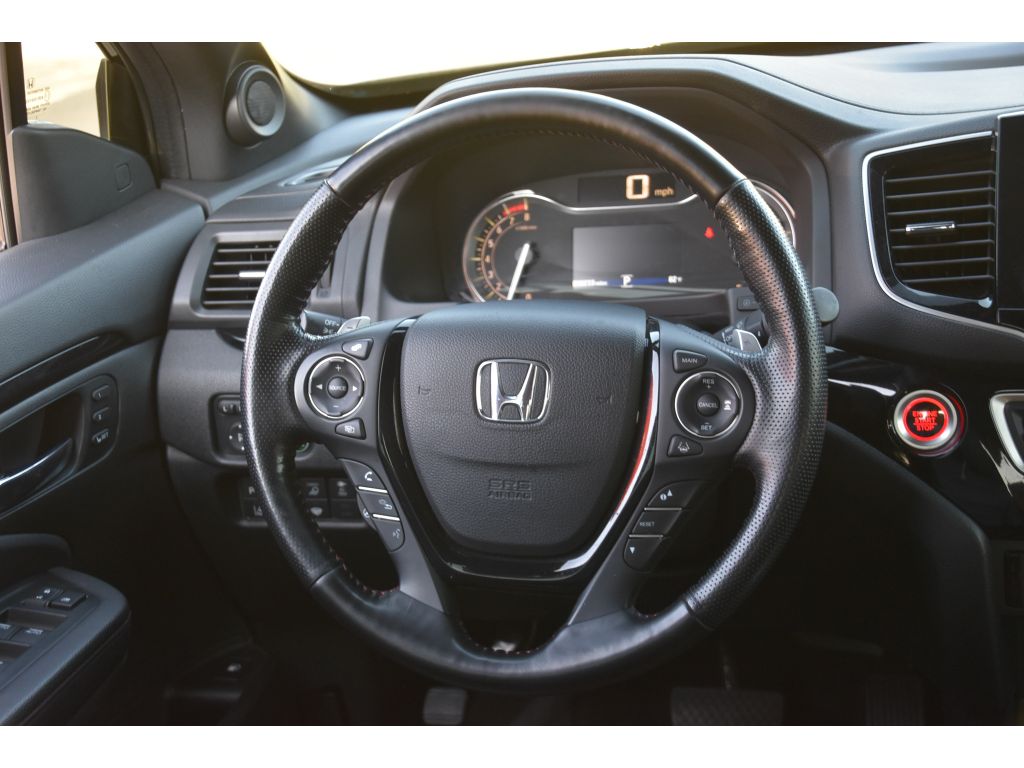 2022 Honda Ridgeline Black Edition photo 13
