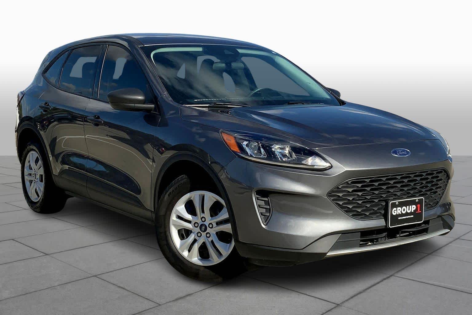 2021 Ford Escape S photo 2