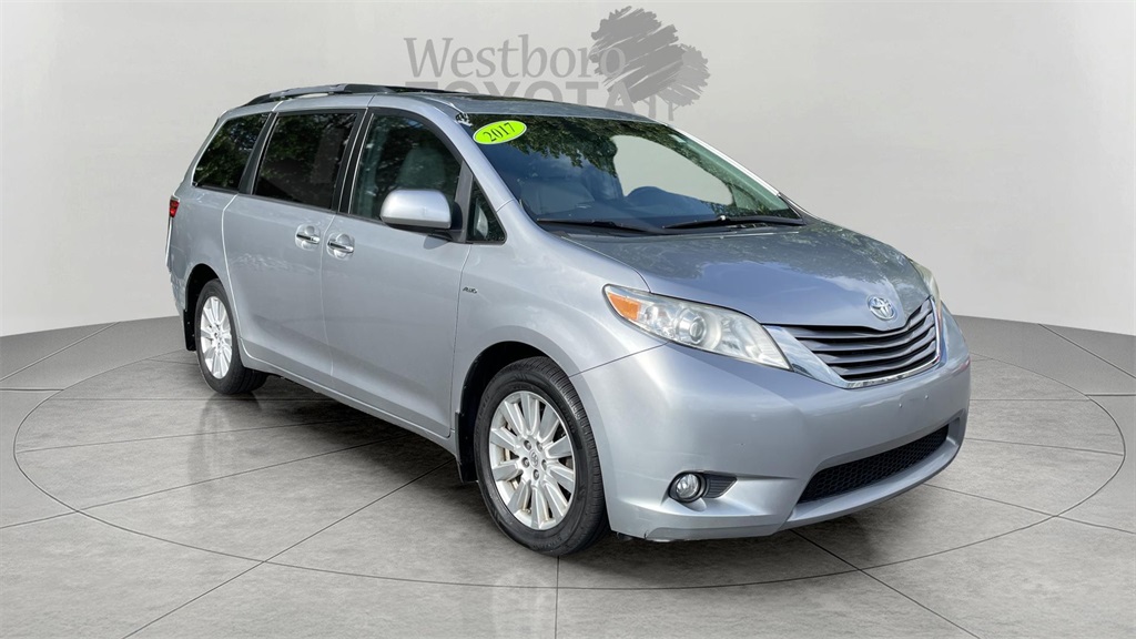 2017 Toyota Sienna XLE