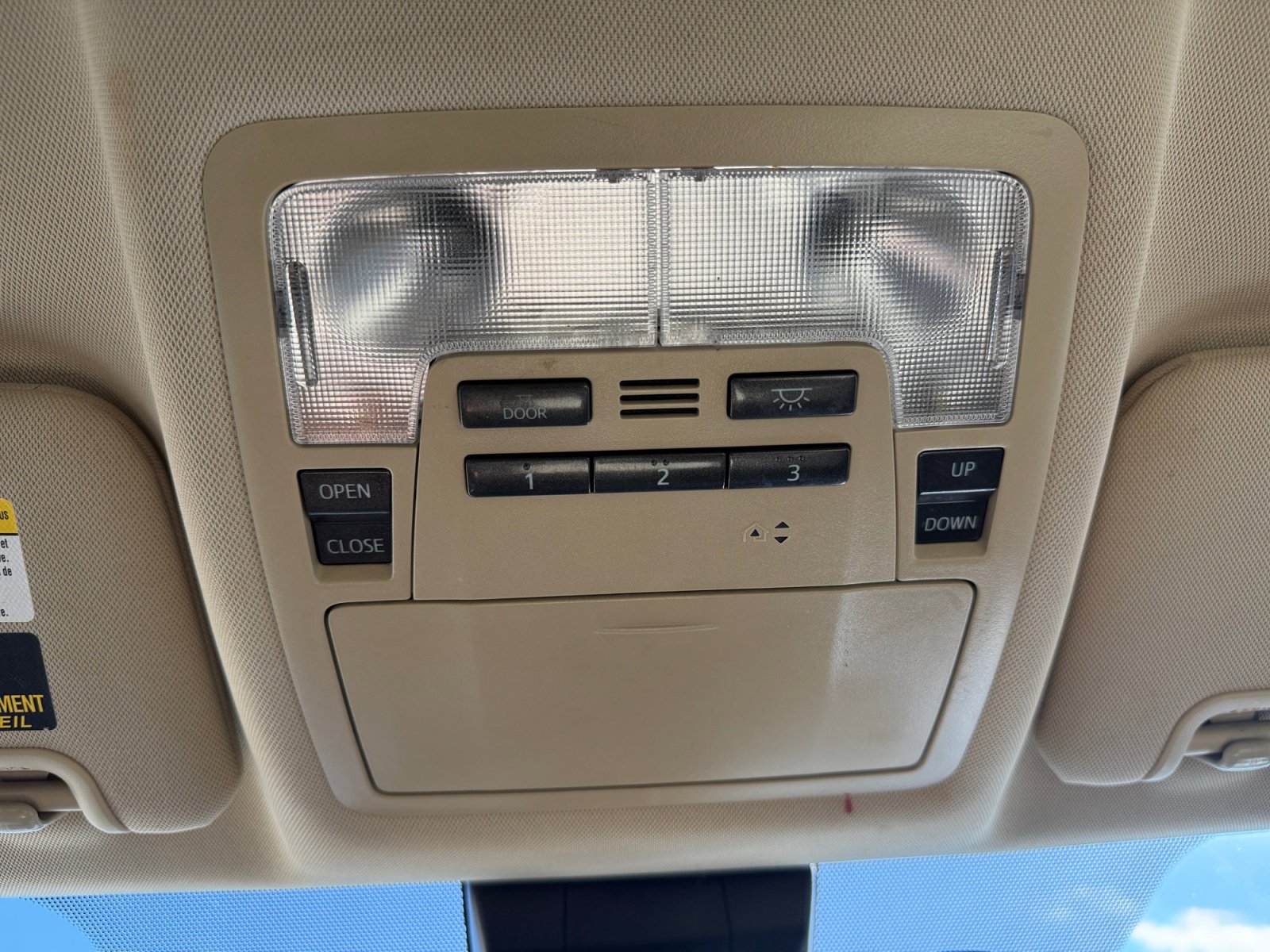 2017 Toyota Highlander XLE photo 23
