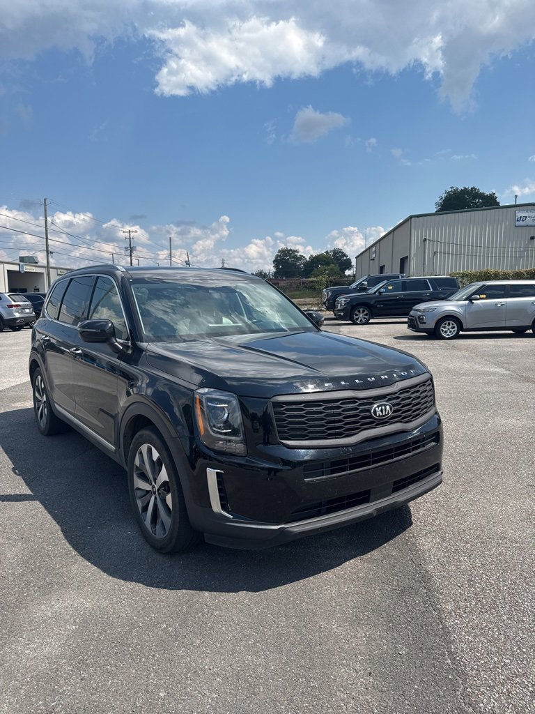2020 Kia Telluride S photo 2