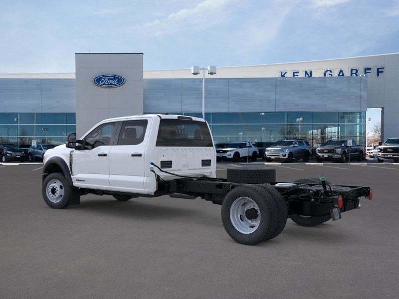 2025 Ford F-550 XL photo 3