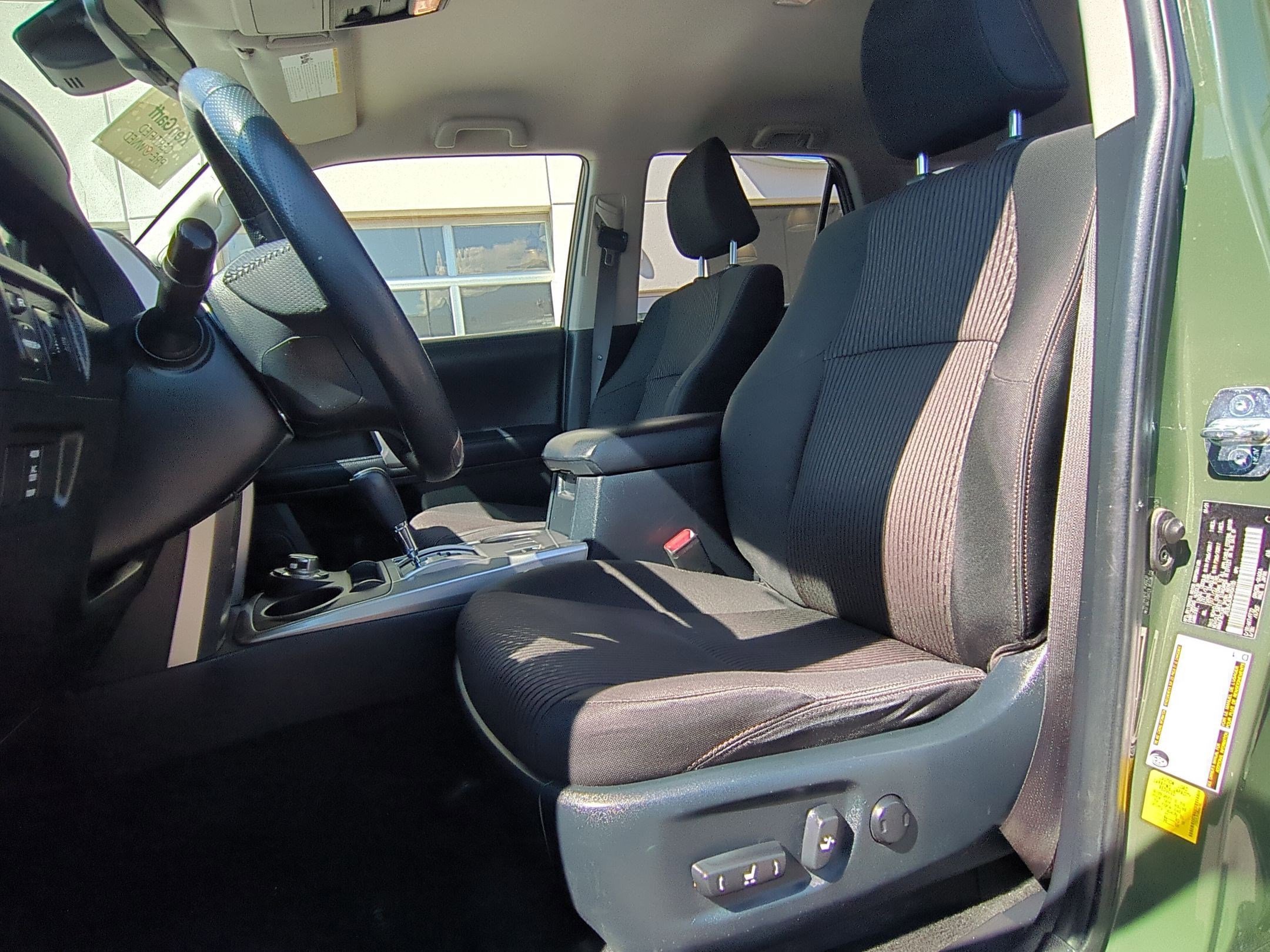 2021 Toyota 4Runner Trail Special Edition 4WD photo 25