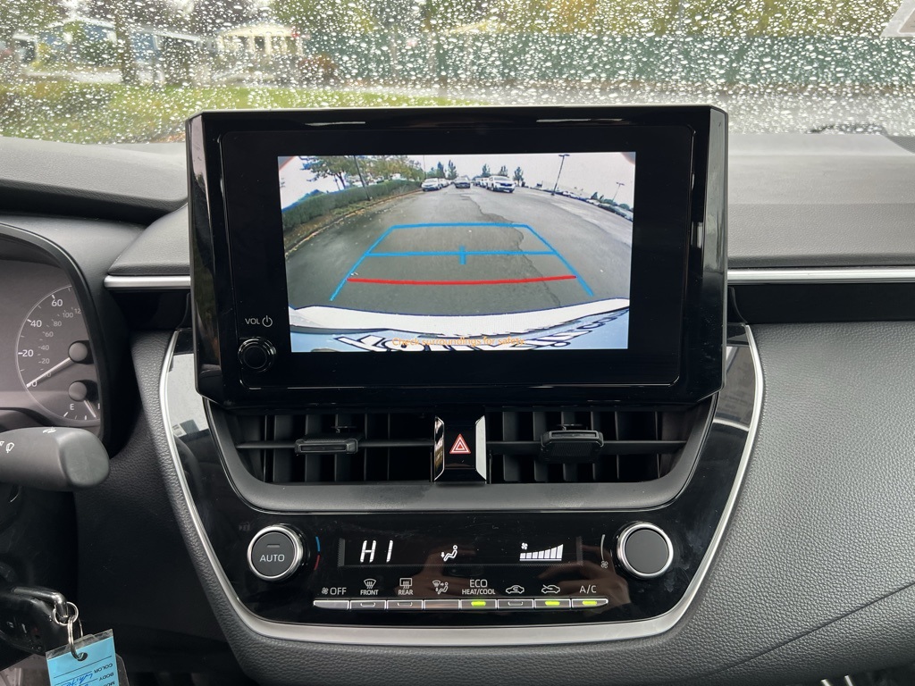 2023 Toyota Corolla LE photo 17
