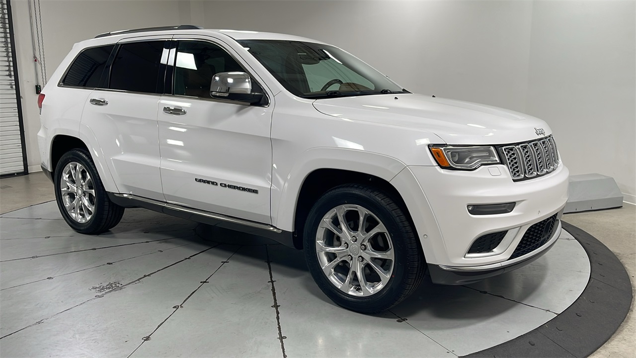 2020 Jeep Grand Cherokee Summit photo 3