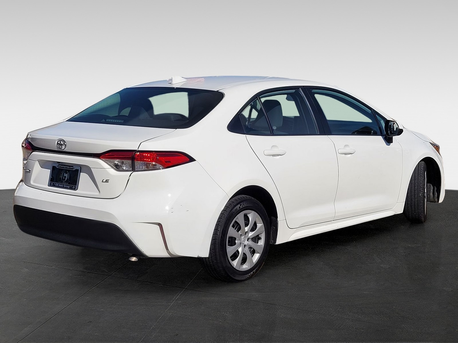 2024 Toyota Corolla LE photo 4