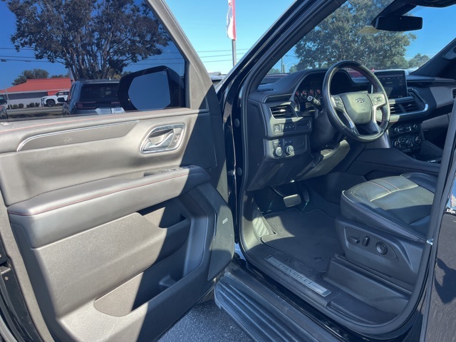 2021 Chevrolet Tahoe RST photo 2