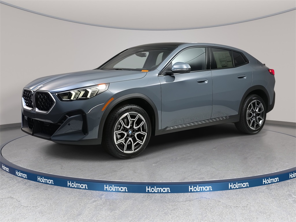 2026 BMW X2 28i's photo