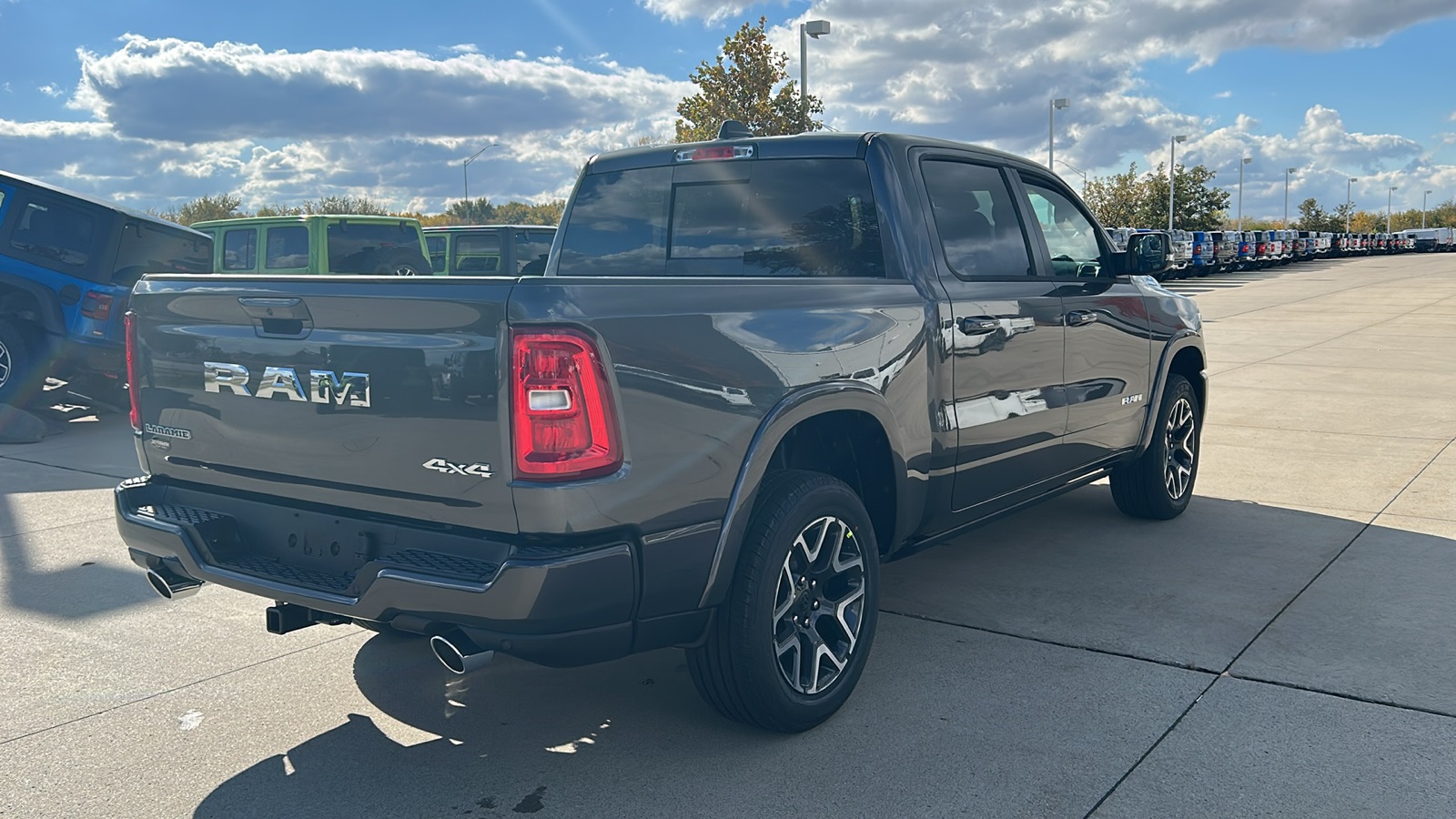 2026 Ram 1500 Laramie photo 3