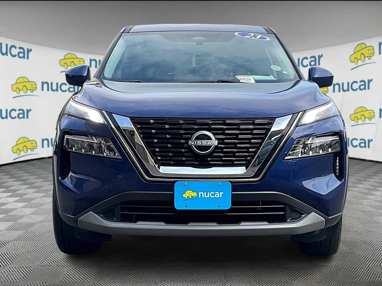 2023 Nissan Rogue SV photo 2
