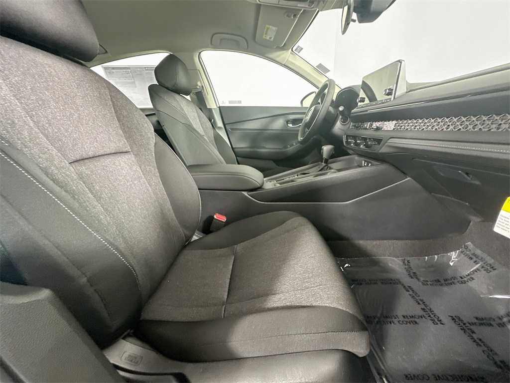 2025 Honda Accord 1.5T LX photo 25