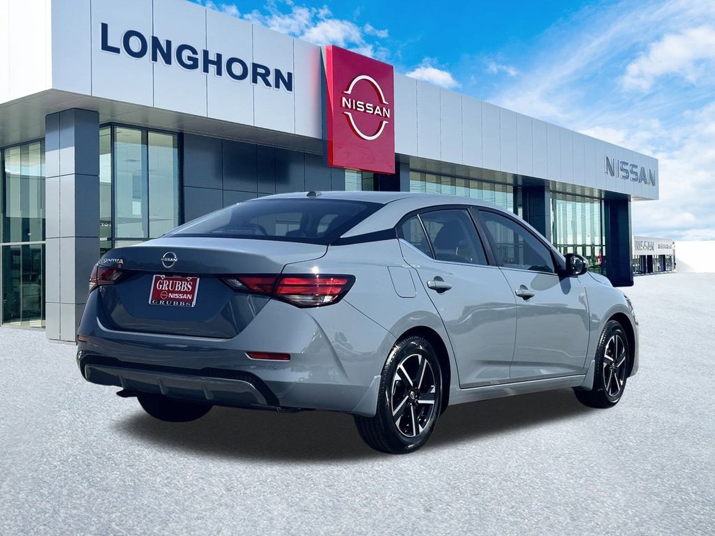 2025 Nissan Sentra SV photo 3