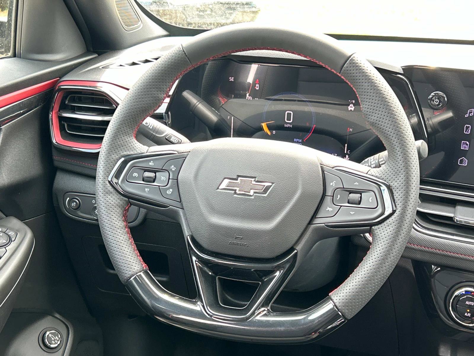 2025 Chevrolet Trailblazer RS photo 14