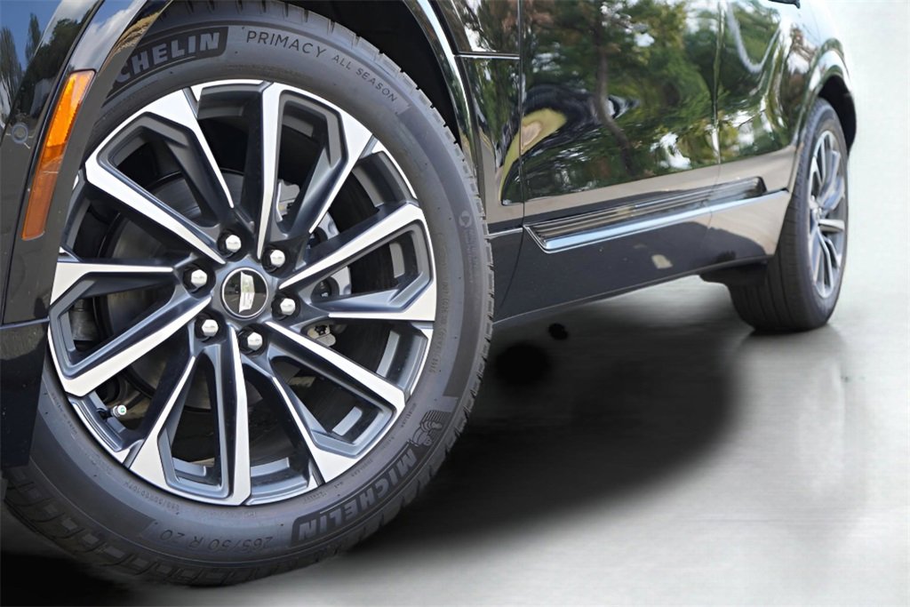 2026 Cadillac Lyriq Sport photo 3