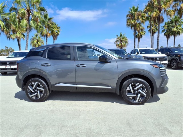 2026 Nissan Kicks SV photo 4