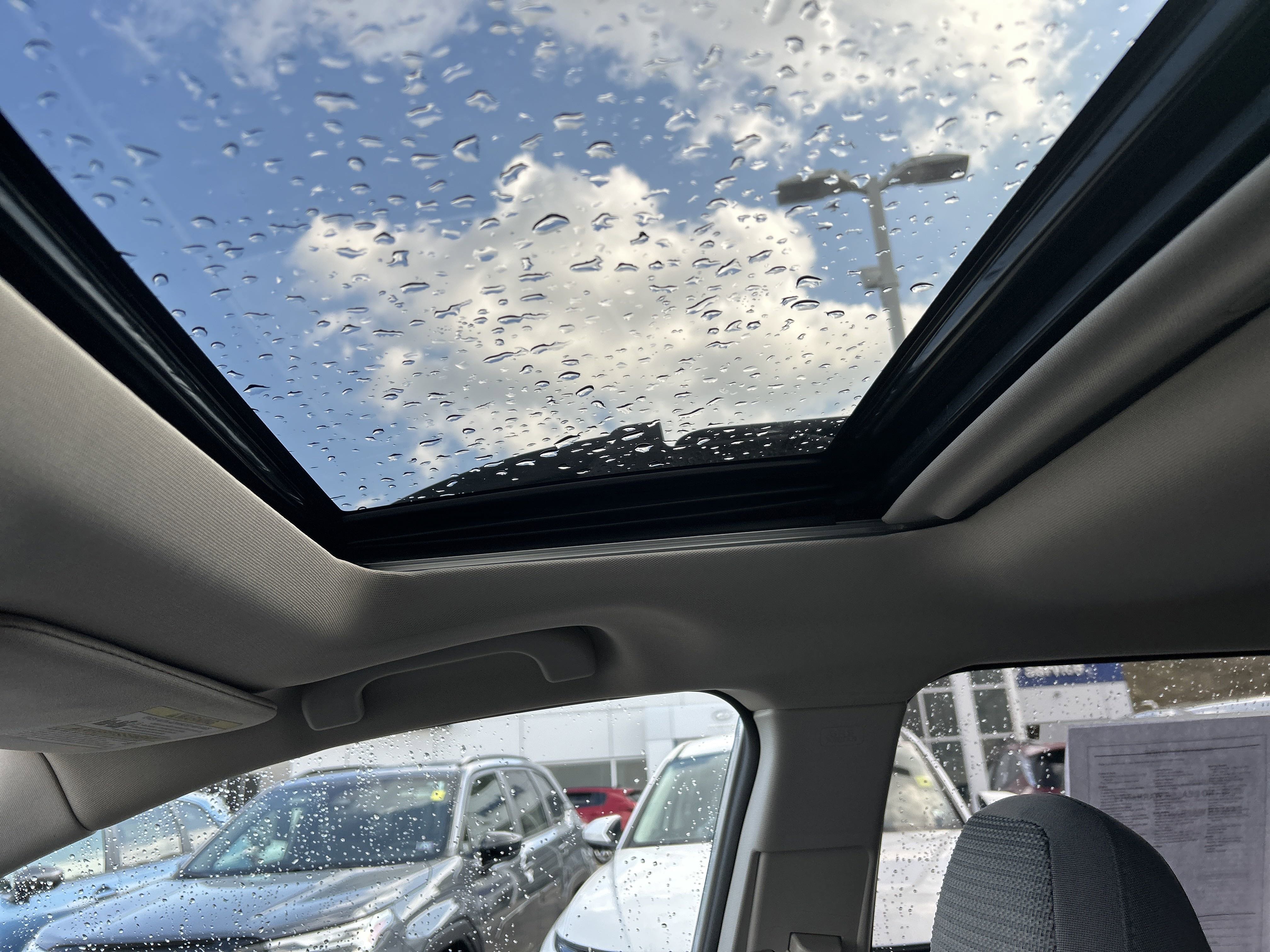 2024 Subaru Outback Premium photo 2