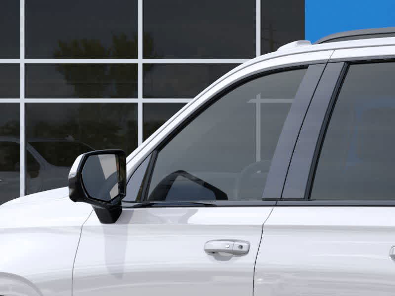 2025 Chevrolet Suburban RST photo 11