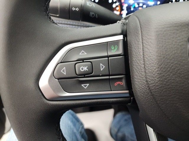 2025 Jeep Compass Latitude photo 31
