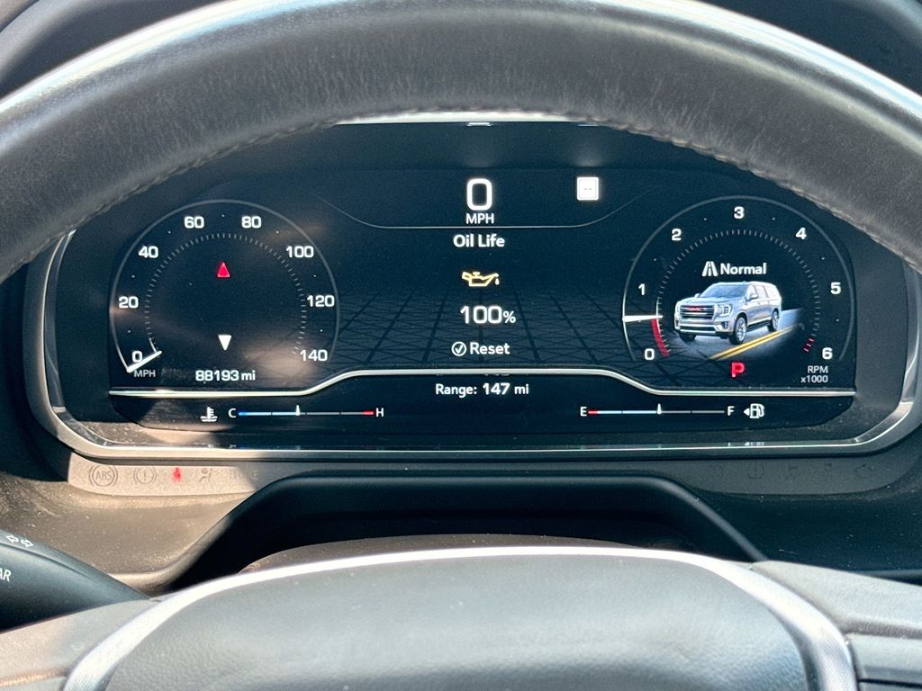 2022 Gmc Yukon SLT photo 2