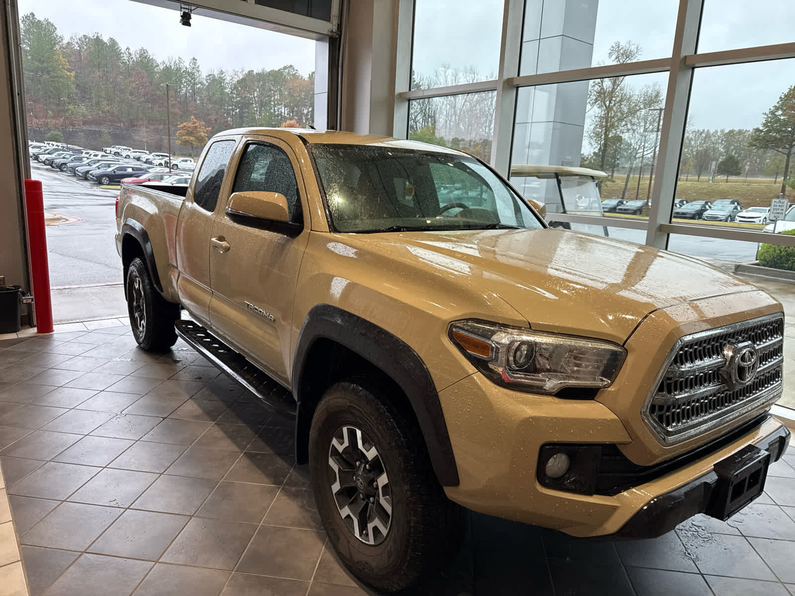 Used 2016 Toyota Tacoma TRD Off Road with VIN 5TFSZ5AN7GX020124 for sale in Little Rock