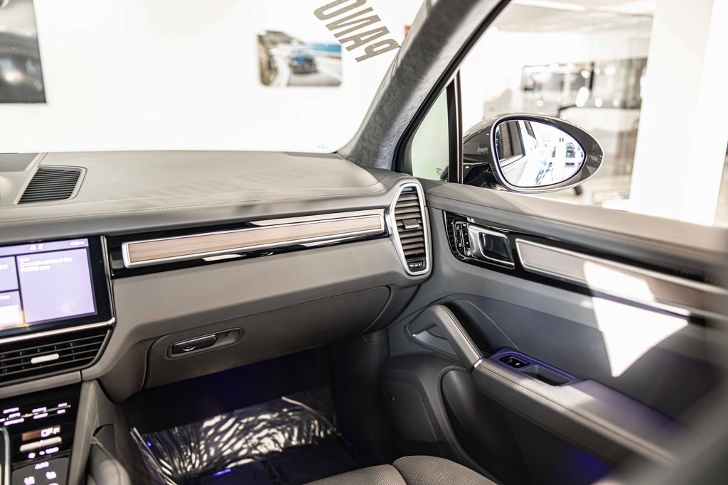 2021 PORSCHE CAYENNE - Image 41