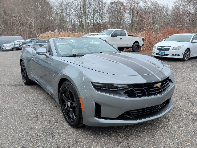 2024 Chevrolet Camaro 1LT photo 3