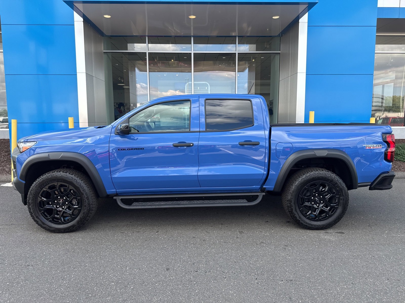 2026 Chevrolet Colorado Trail Boss photo 9