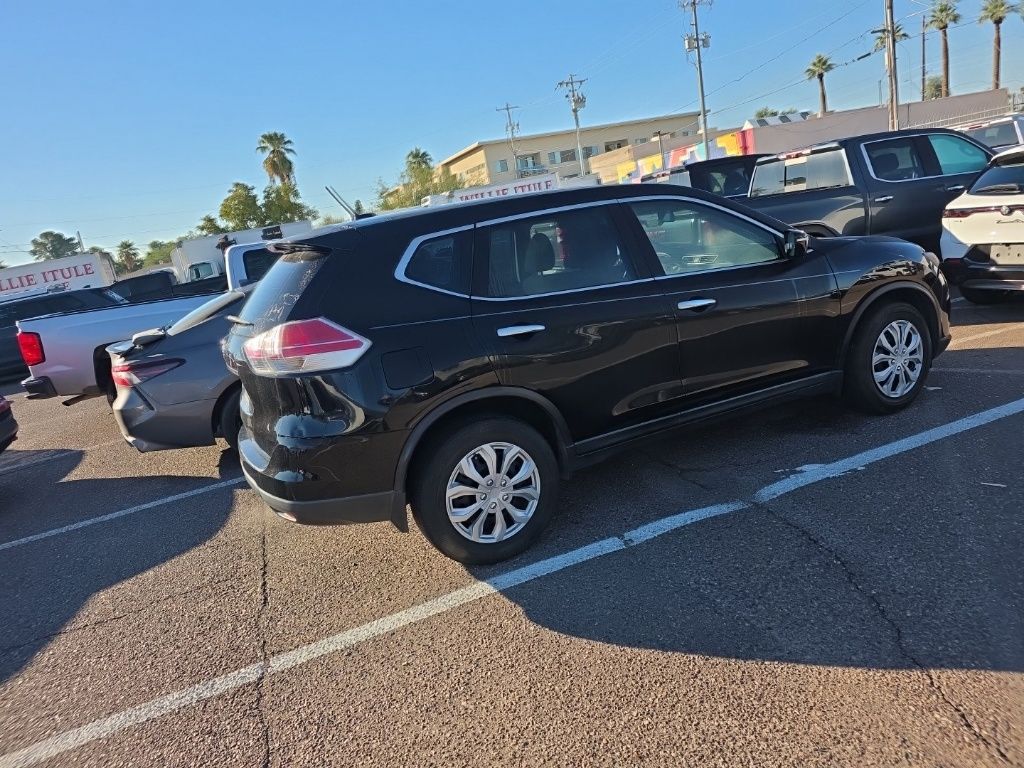 2015 Nissan Rogue S photo 4
