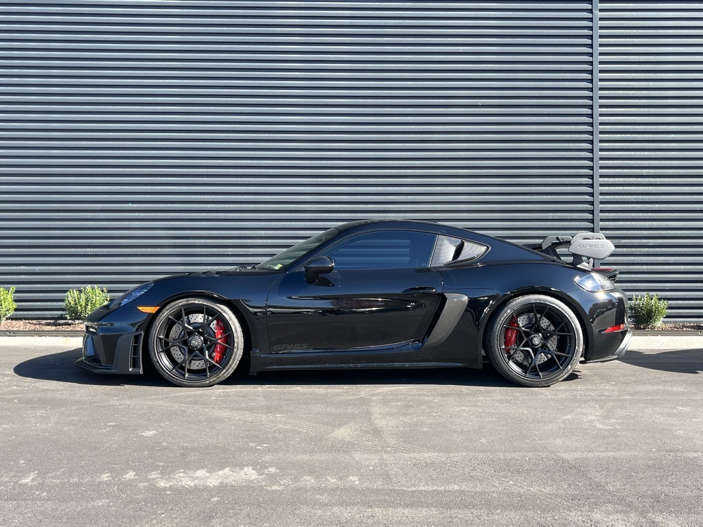 2025 Porsche Cayman GT4 RS photo 2