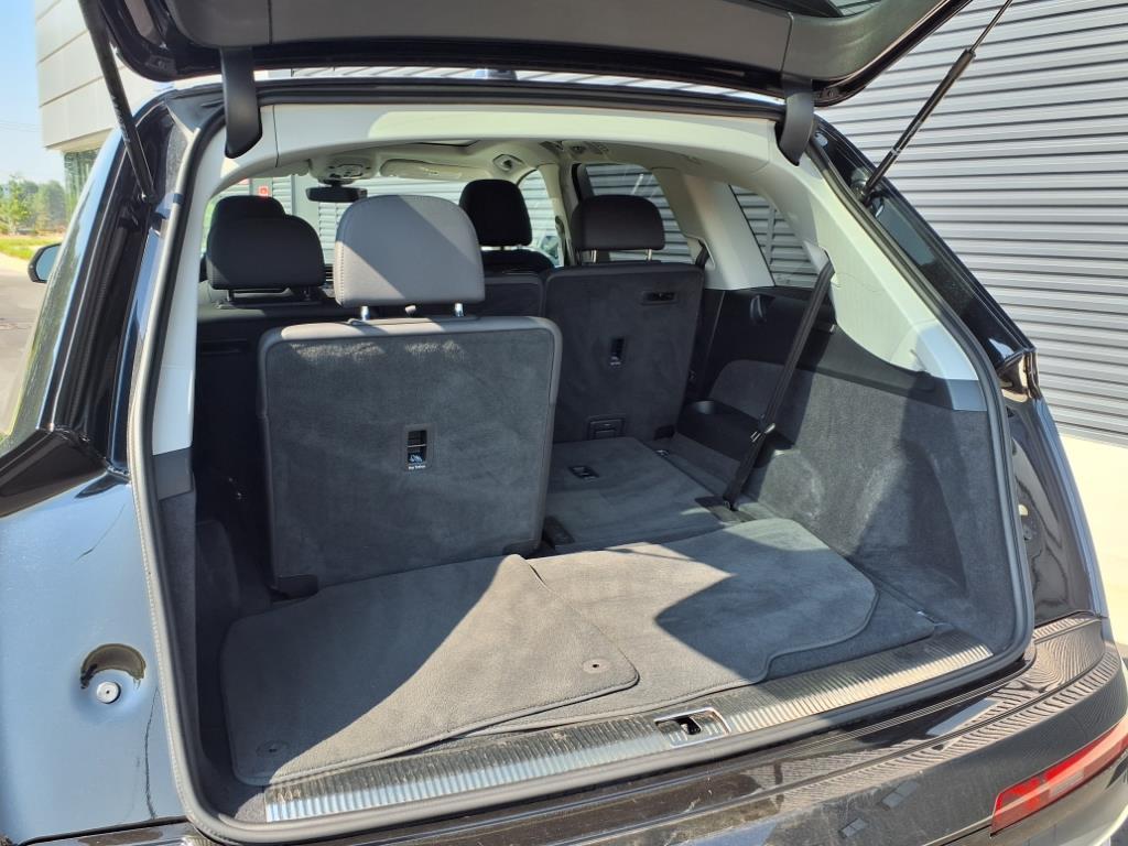 2024 Audi Q7 Premium Plus photo 28